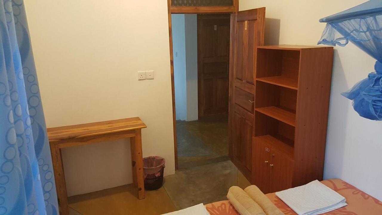 Sandy Beach Hotel Arugam Bay Room photo